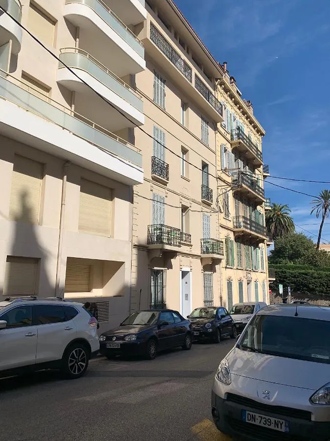 Charlie Chaplin 2 Pieces 3 Etoiles Calme Plein Centre De Cannes, 5Mn Des Plages Et Palais 0*, Cannes France